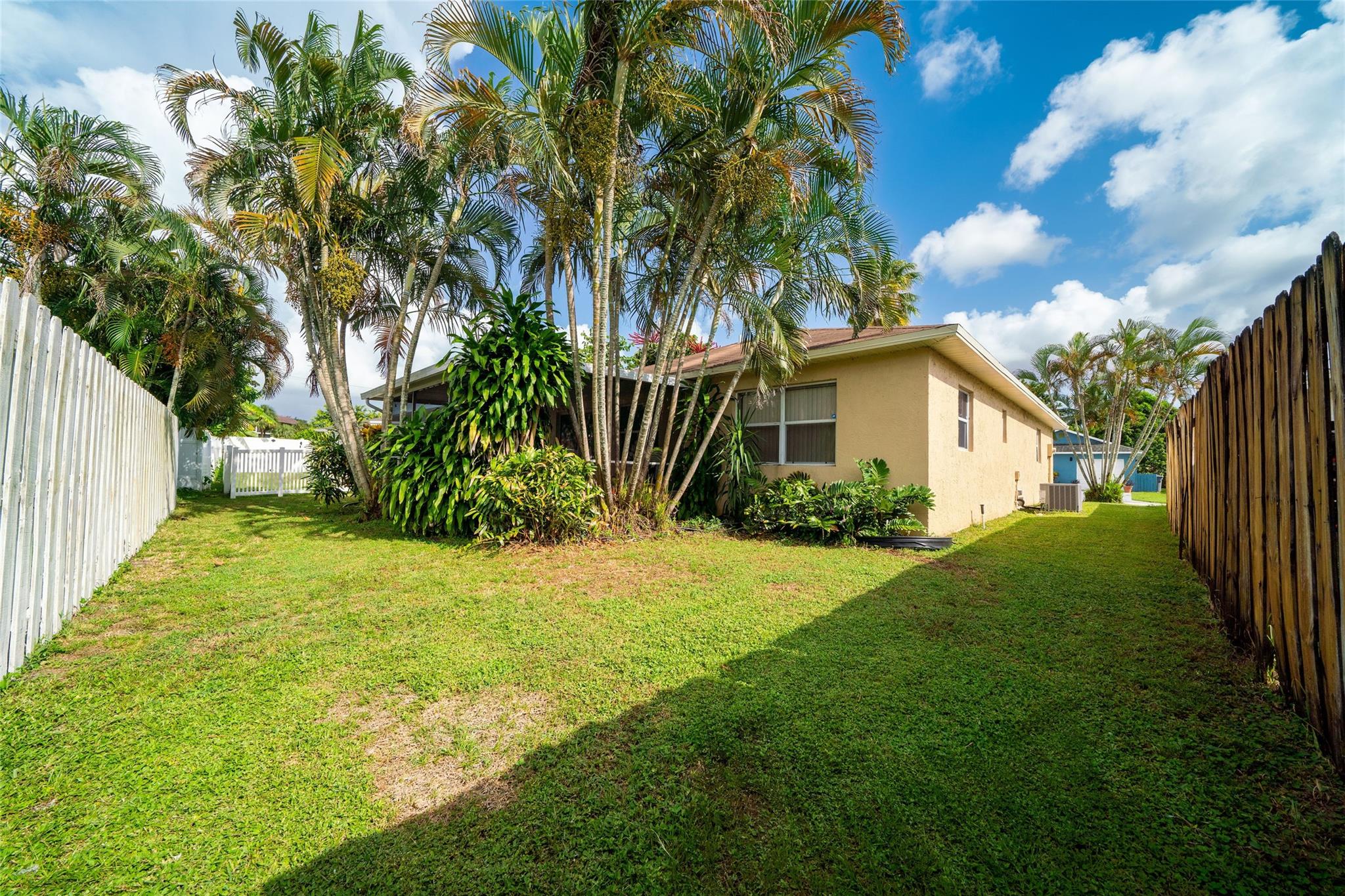 10100 Boynton Place Cir