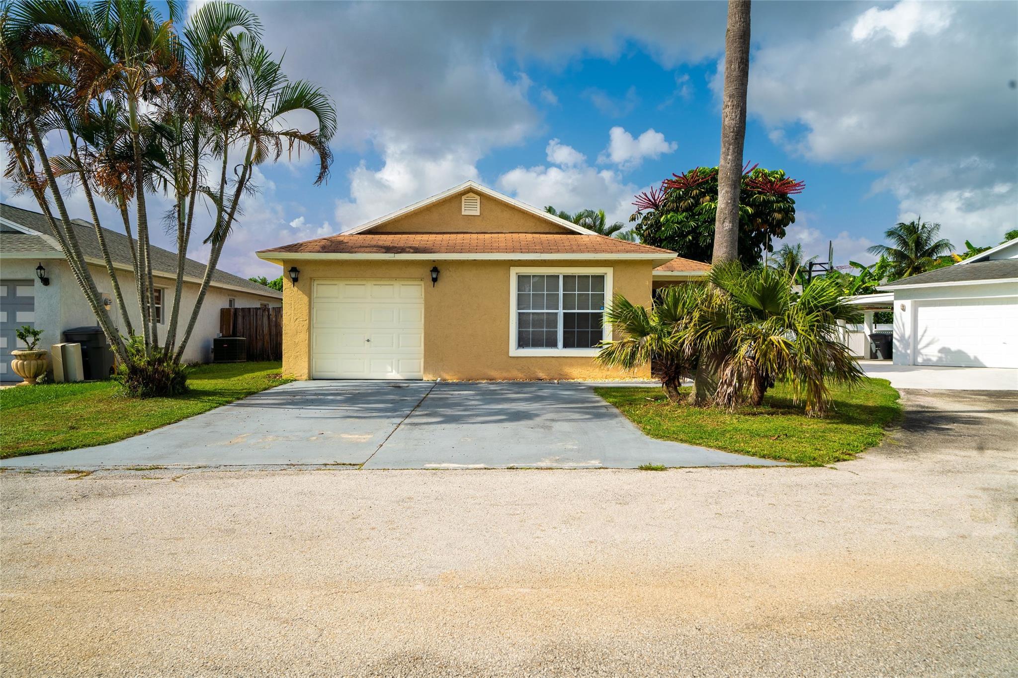 10100 Boynton Place Cir