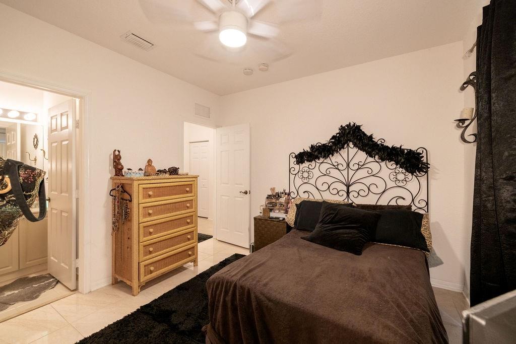 2416 SE 21st St Unit: 2416