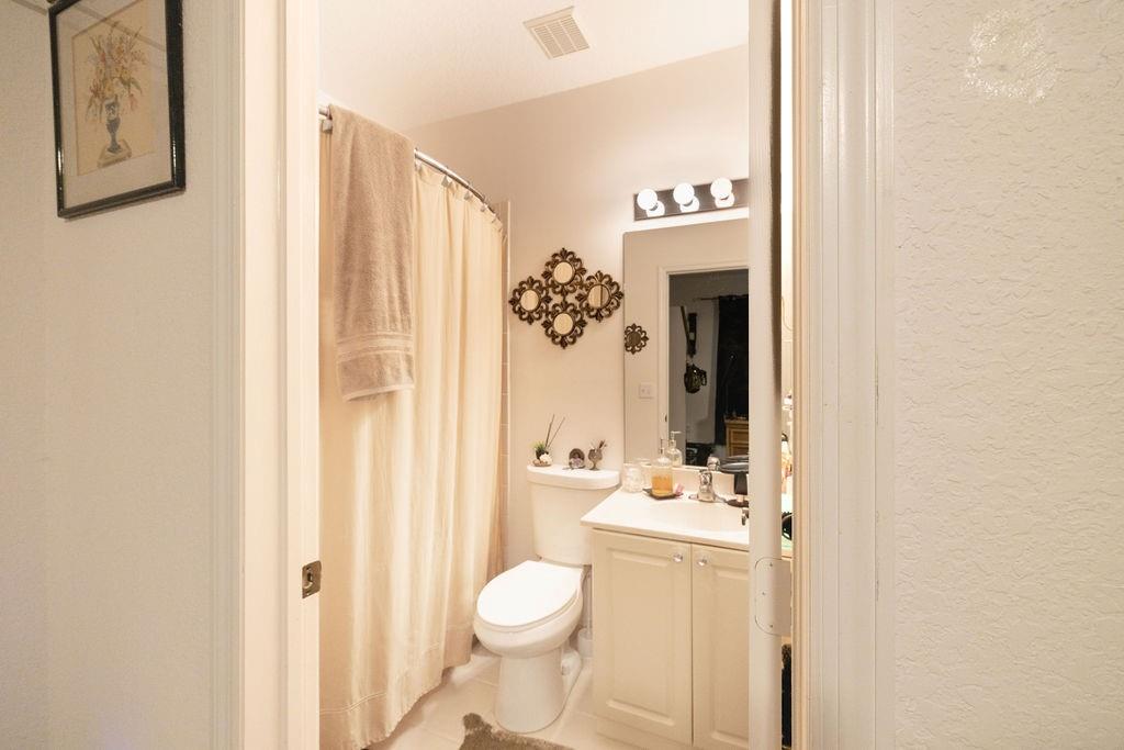 2416 SE 21st St Unit: 2416