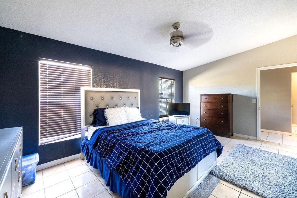 20420 NW 29th Pl Unit: ,