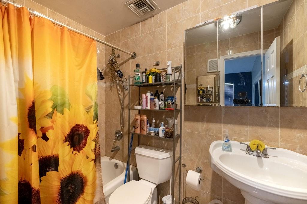 20420 NW 29th Pl Unit: ,