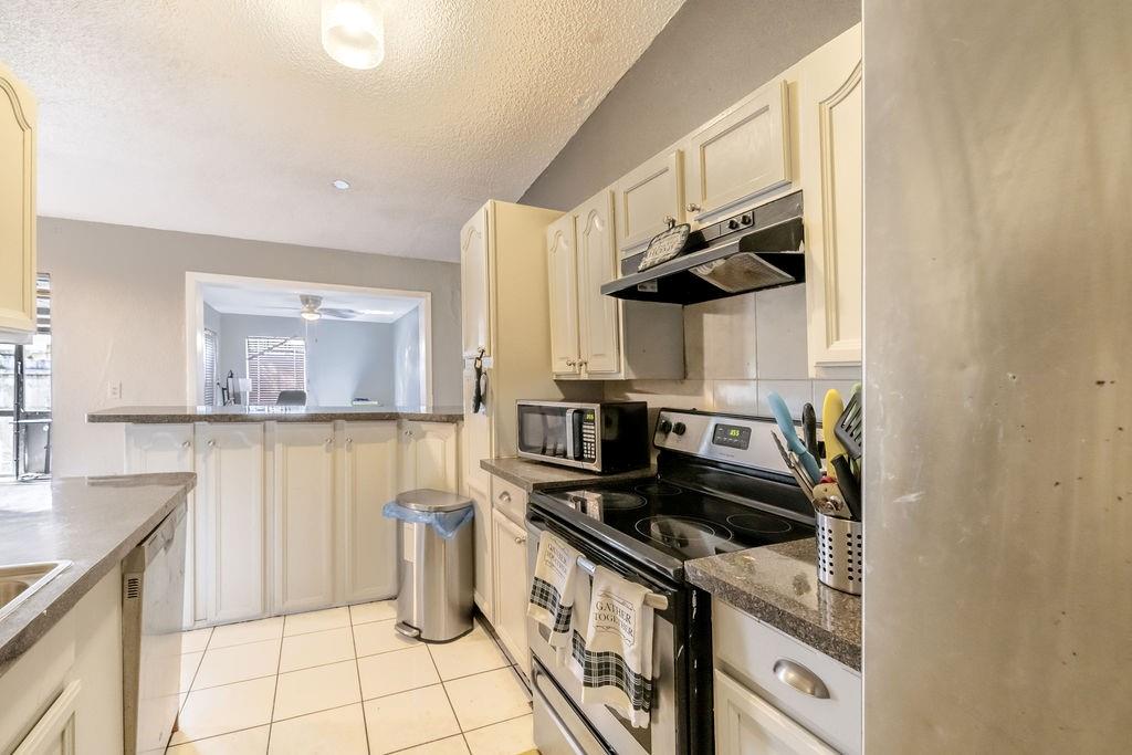 20420 NW 29th Pl Unit: ,