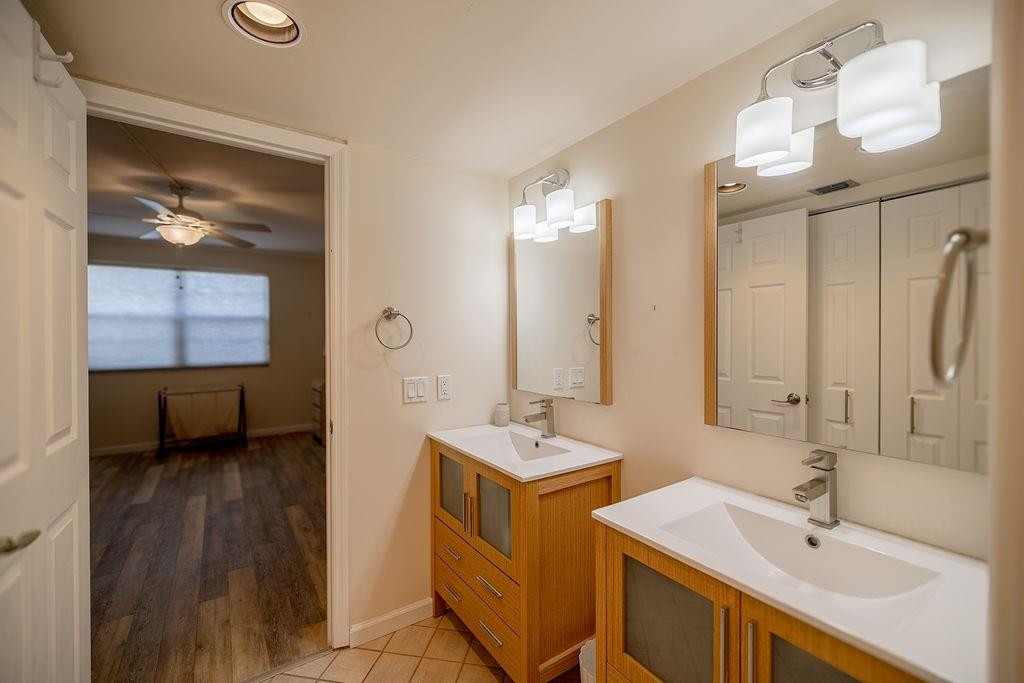 1703 Andros Isle Unit: H1