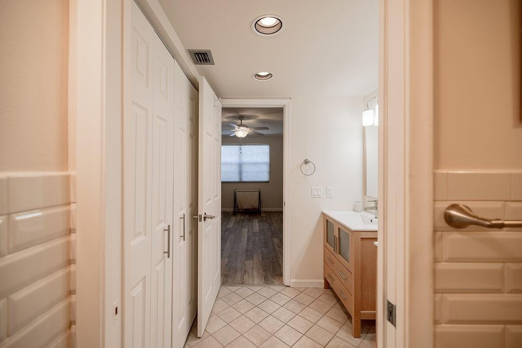1703 Andros Isle Unit: H1