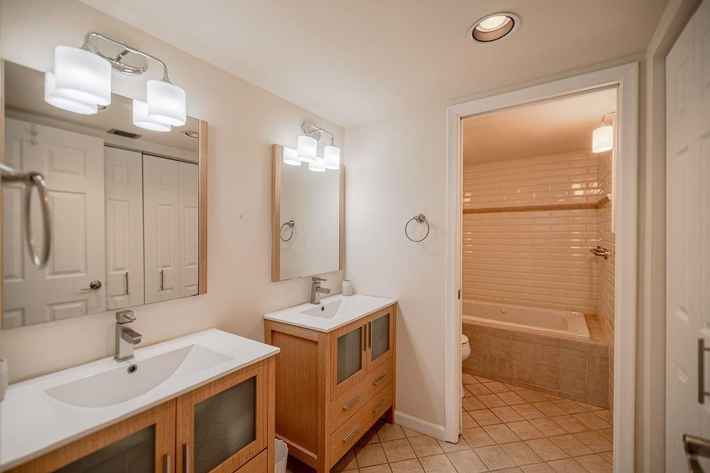1703 Andros Isle Unit: H1