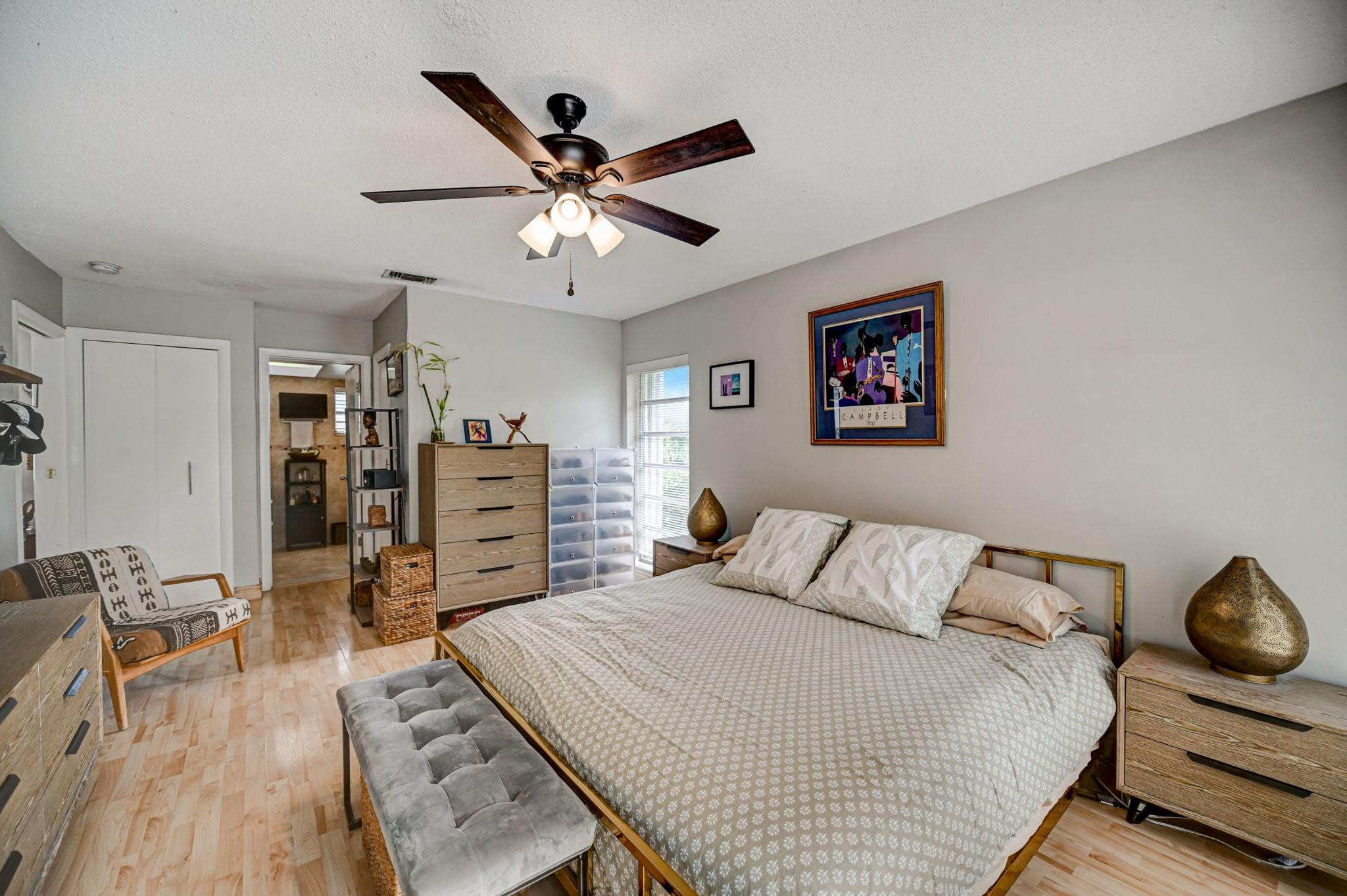 4711 Bayberry Ln