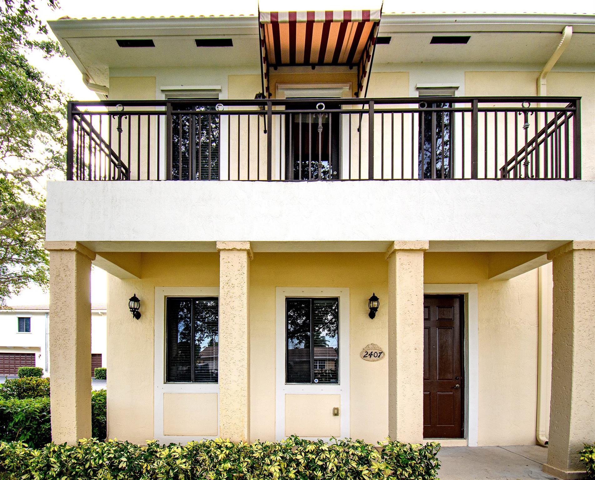 2407 Venetian Way