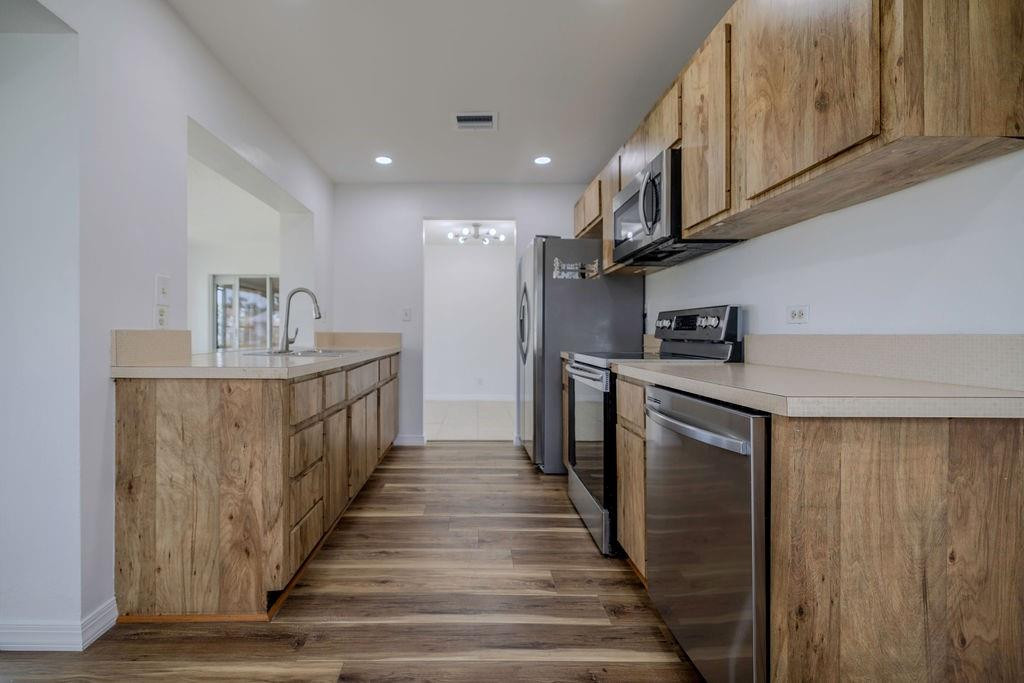 4800 NW 44th Ave