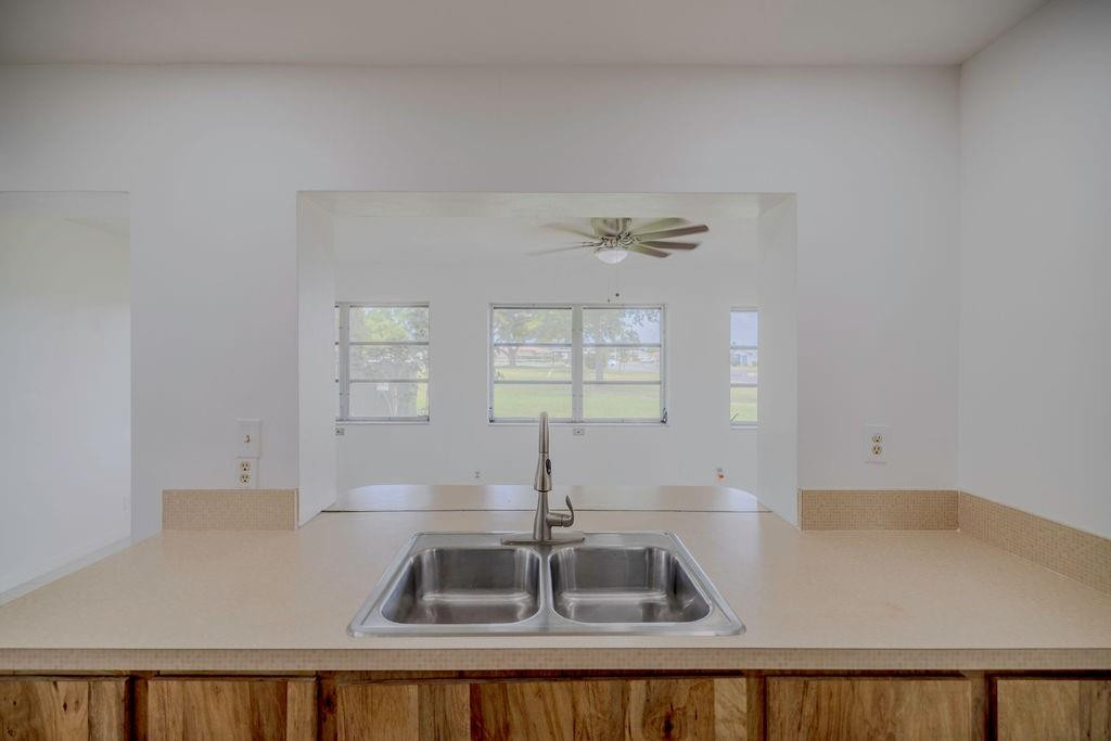 4800 NW 44th Ave