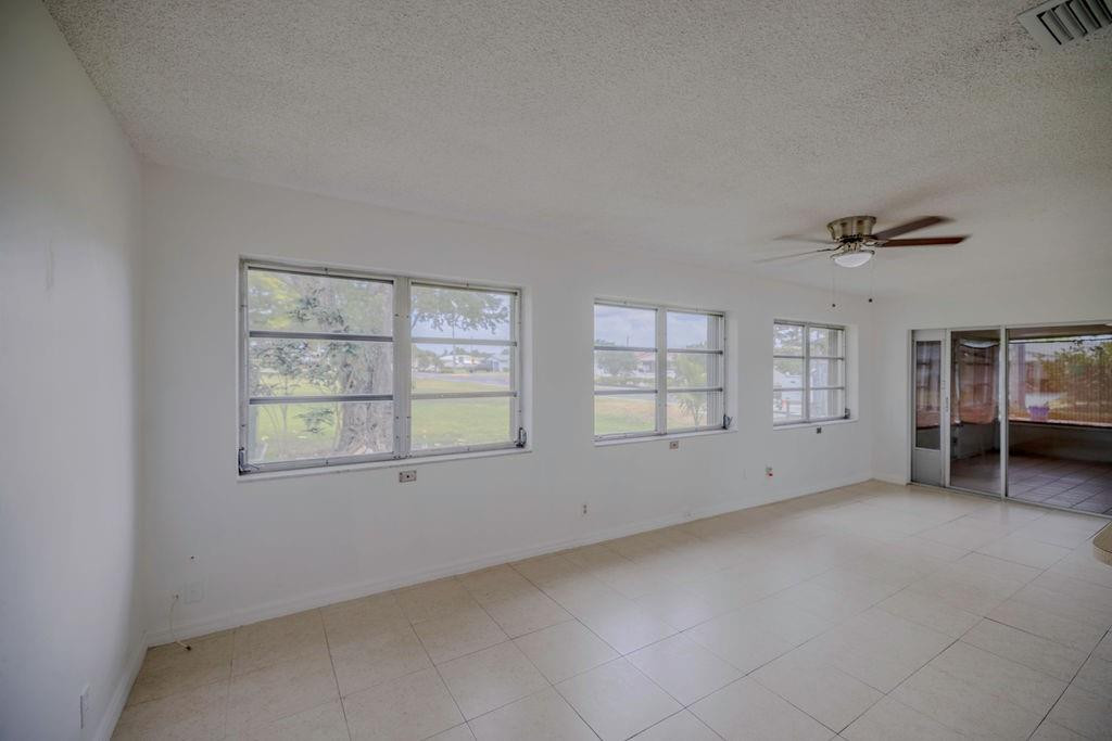 4800 NW 44th Ave