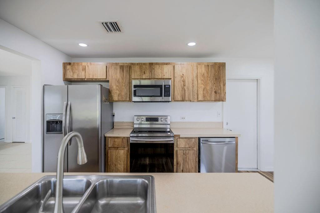 4800 NW 44th Ave
