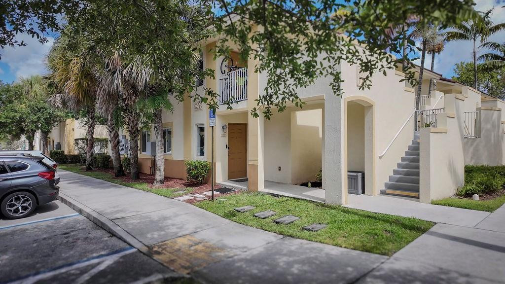 6245 SW 47th Mnr 101