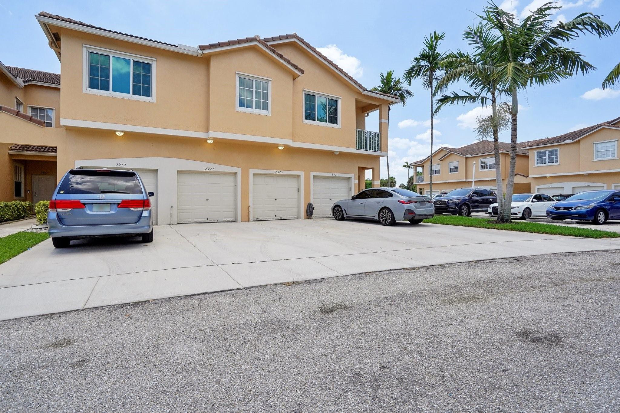2923 Crestwood Ter 5104