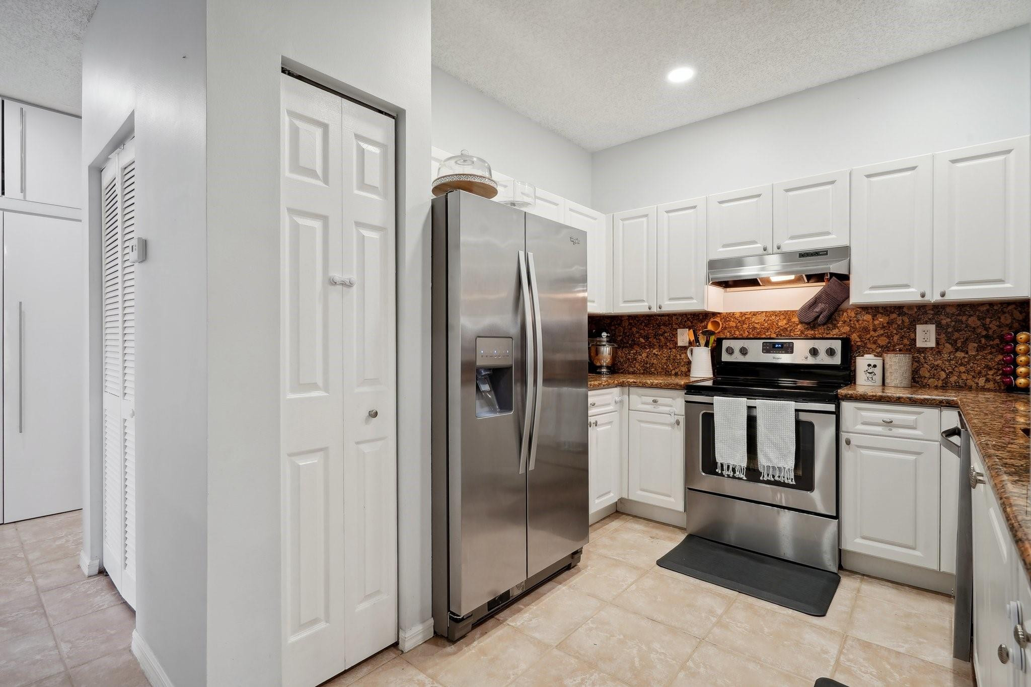 2923 Crestwood Ter 5104