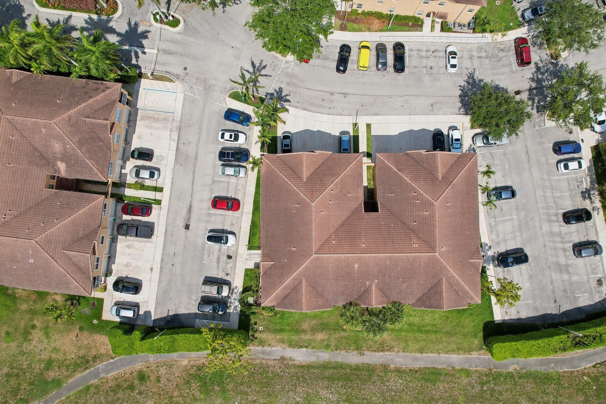 2923 Crestwood Ter 5104
