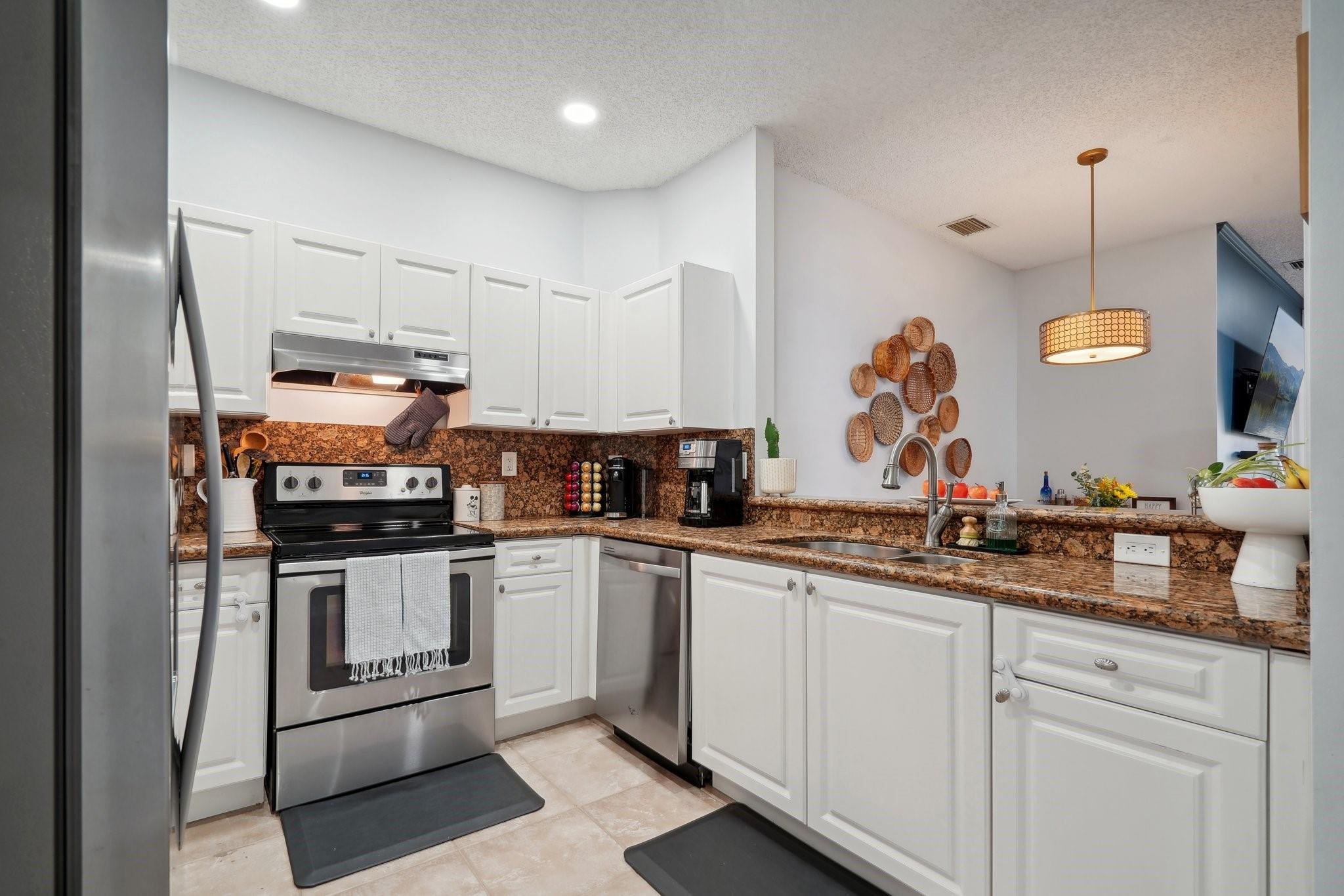 2923 Crestwood Ter 5104