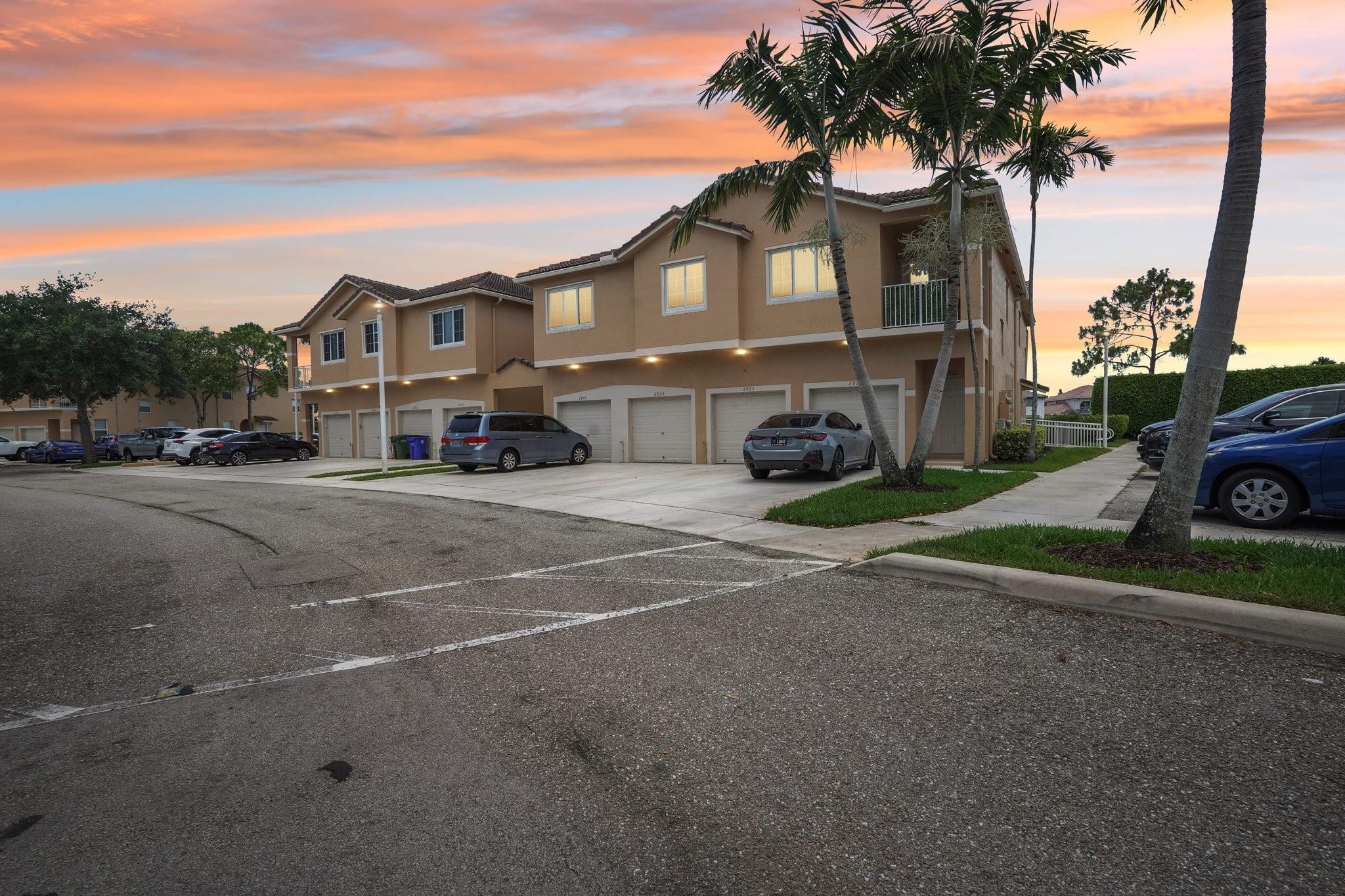 2923 Crestwood Ter 5104