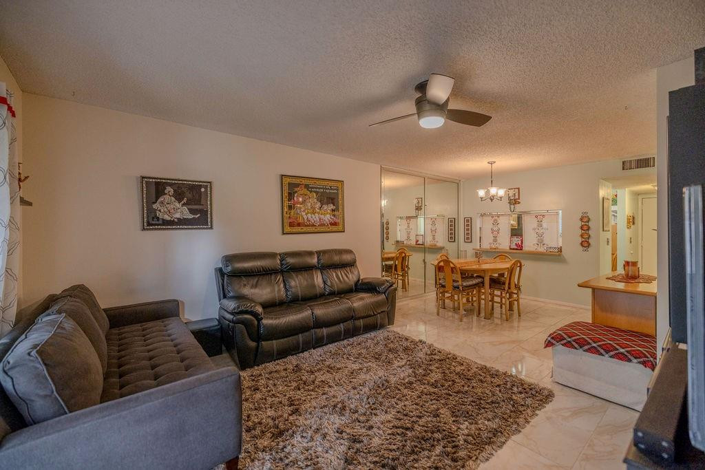 124 NW 93rd Ave 101