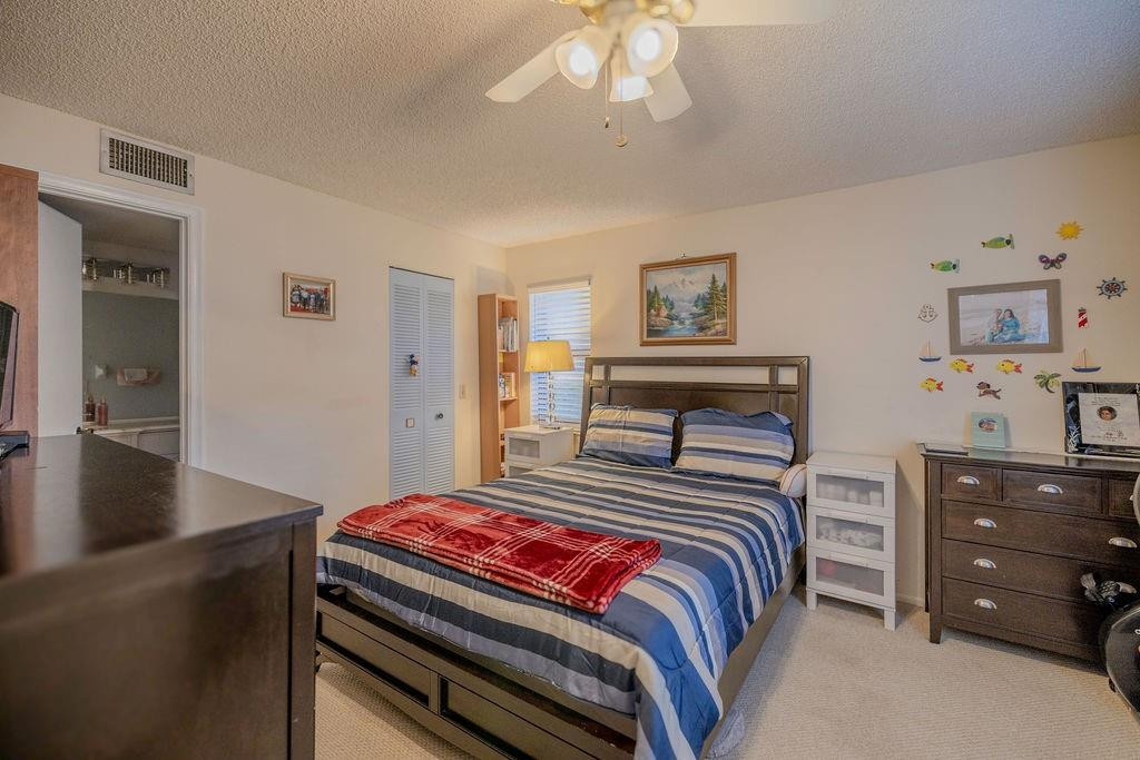 124 NW 93rd Ave 101