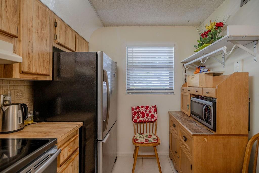 124 NW 93rd Ave 101