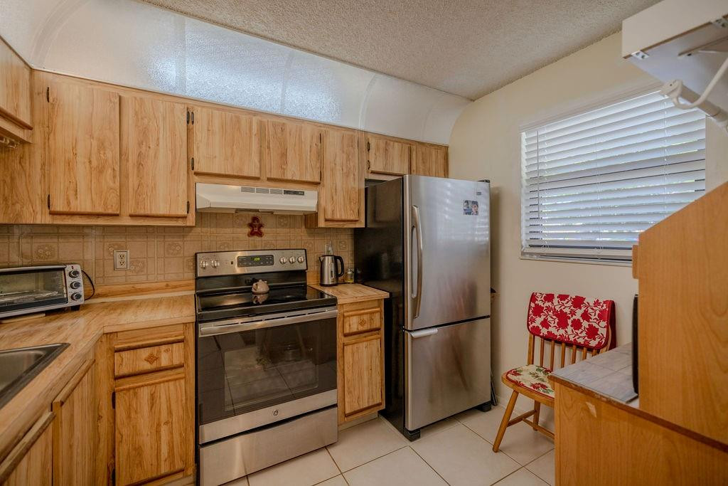 124 NW 93rd Ave 101