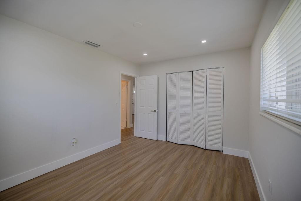 7730 NW 38th St