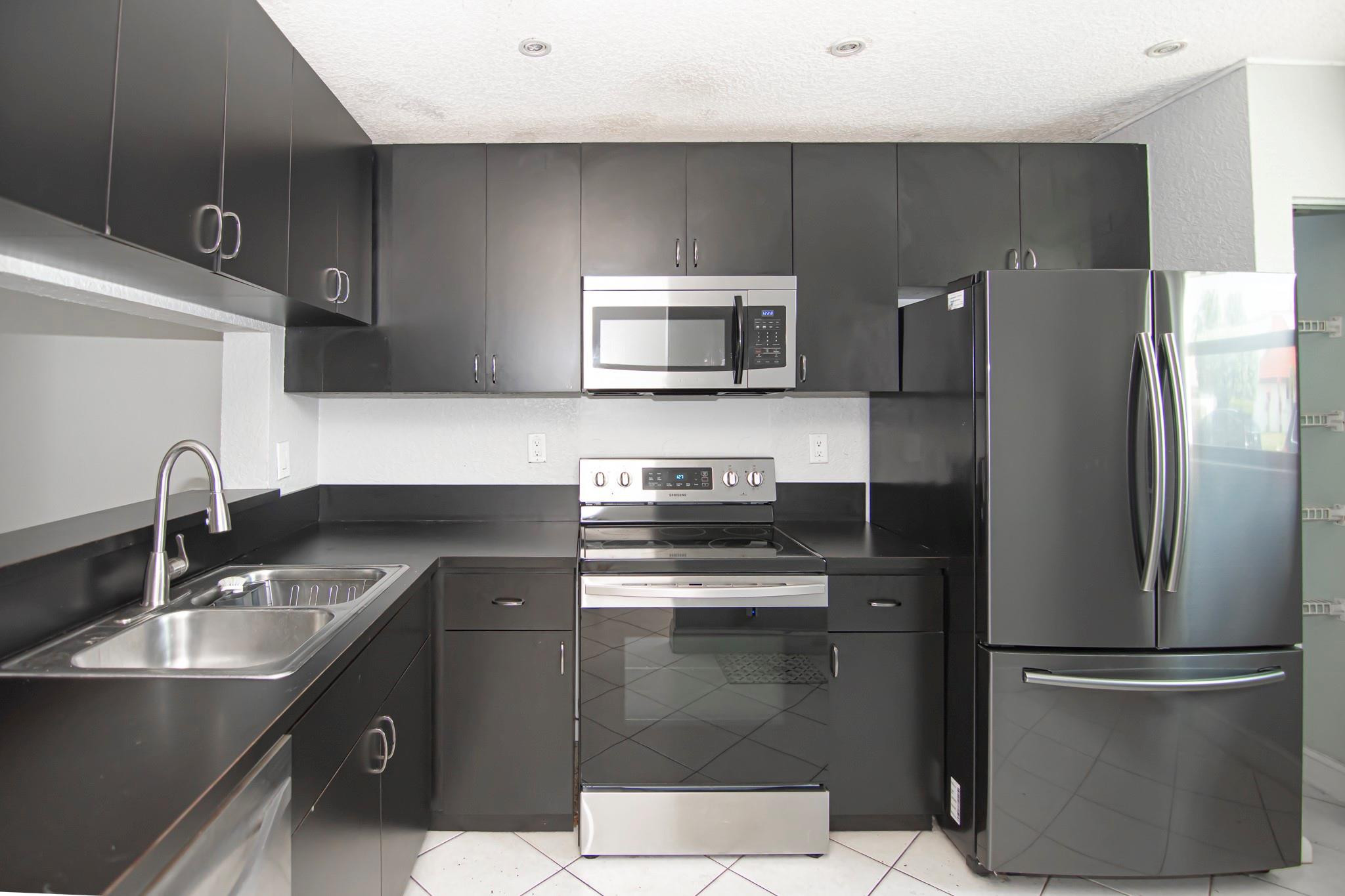 369 NW 36th Ave
