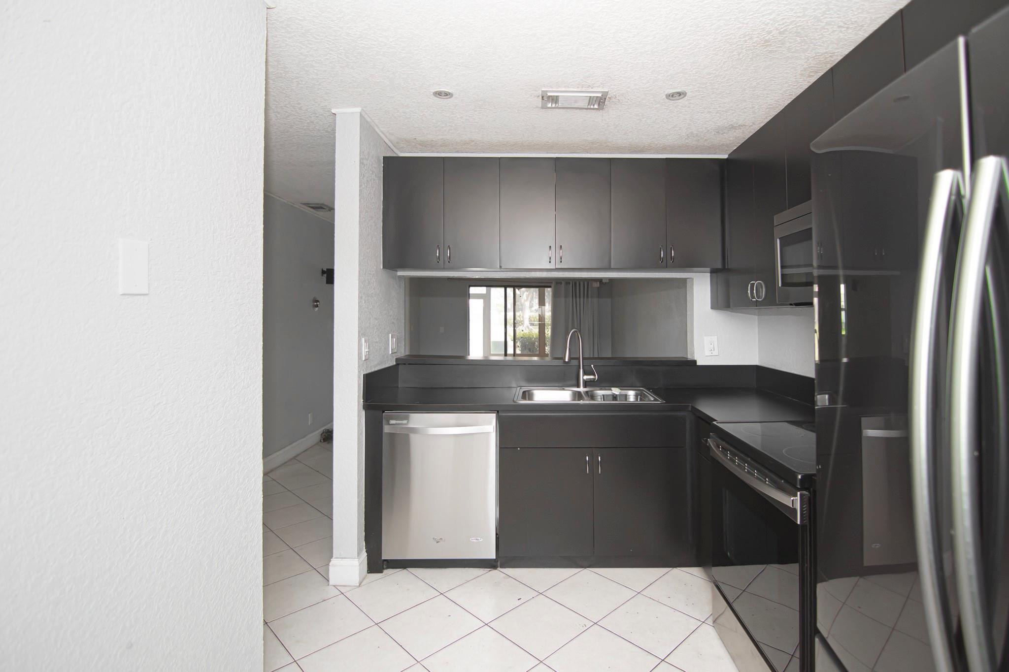 369 NW 36th Ave