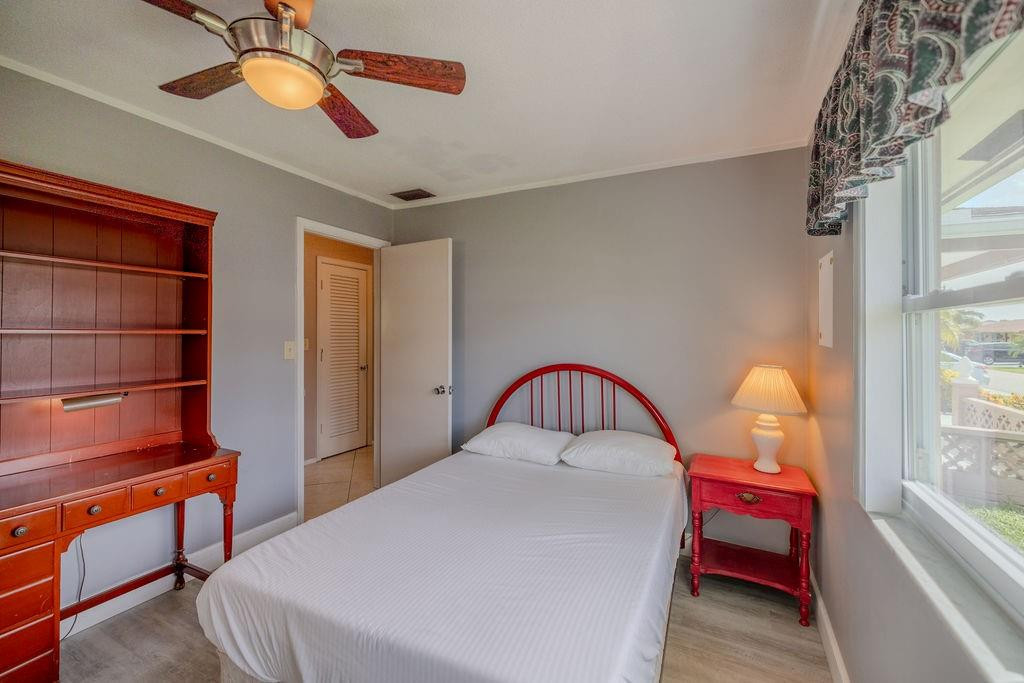 5405 NW 49th ter