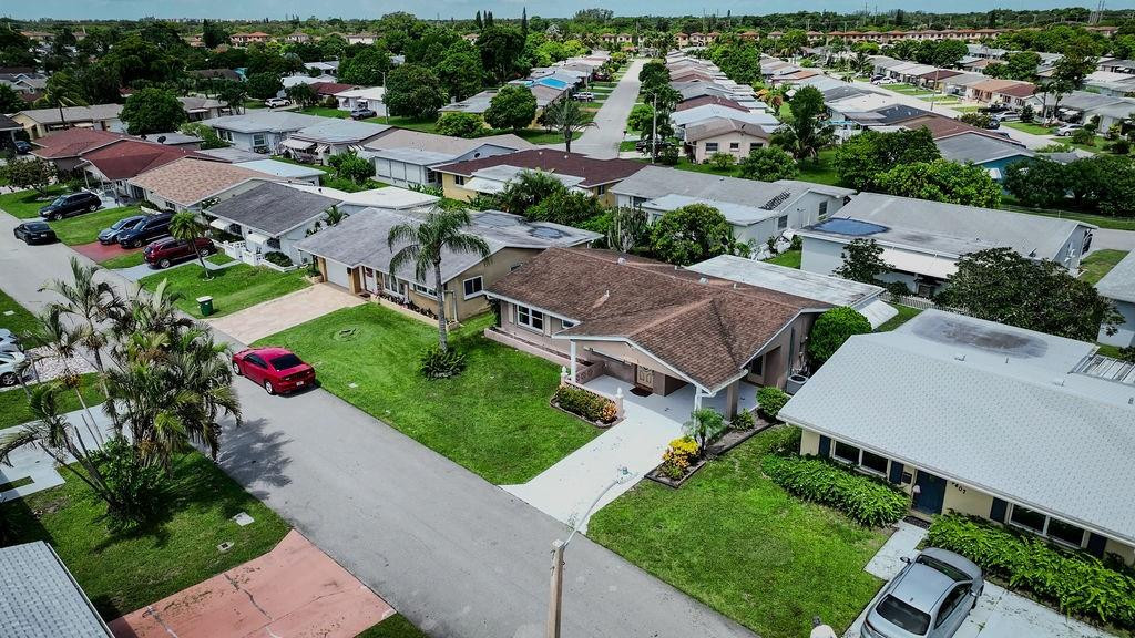 5405 NW 49th ter