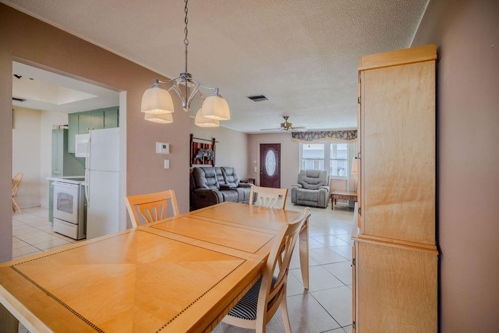 5405 NW 49th ter