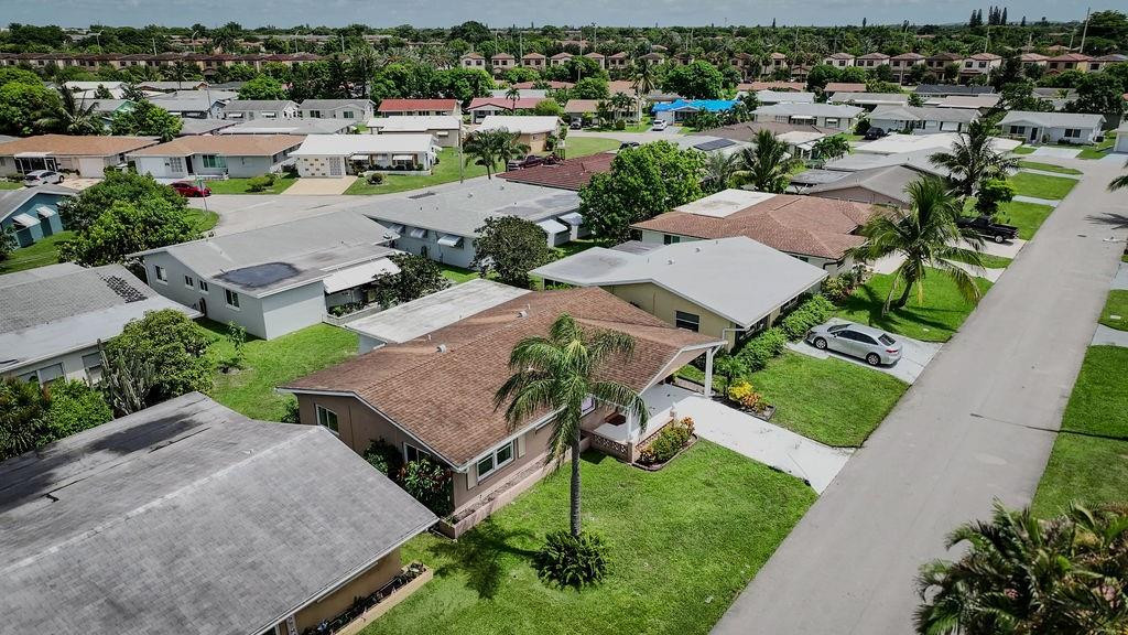 5405 NW 49th ter