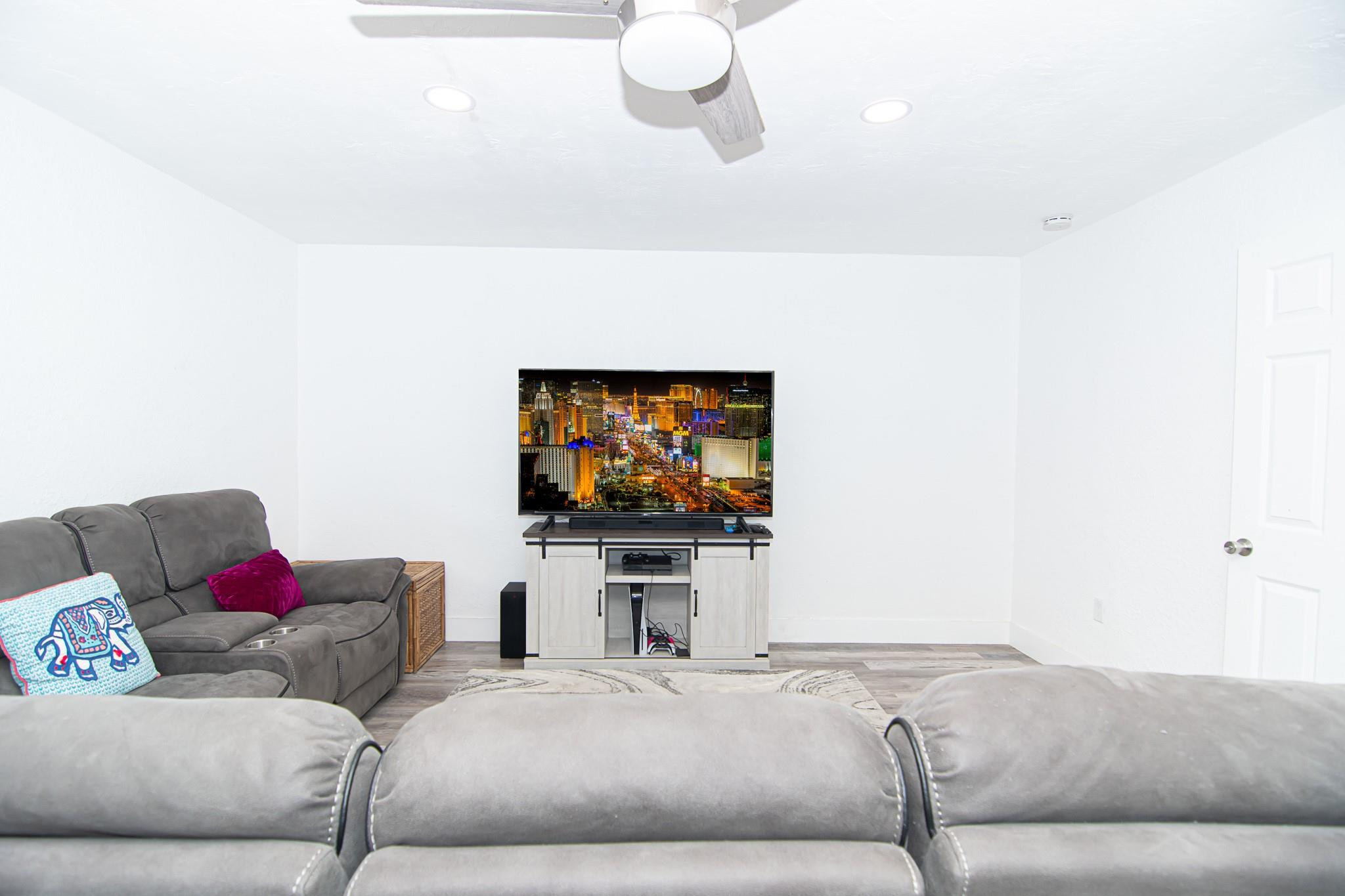 8612 Miramar Boulevard, Miramar