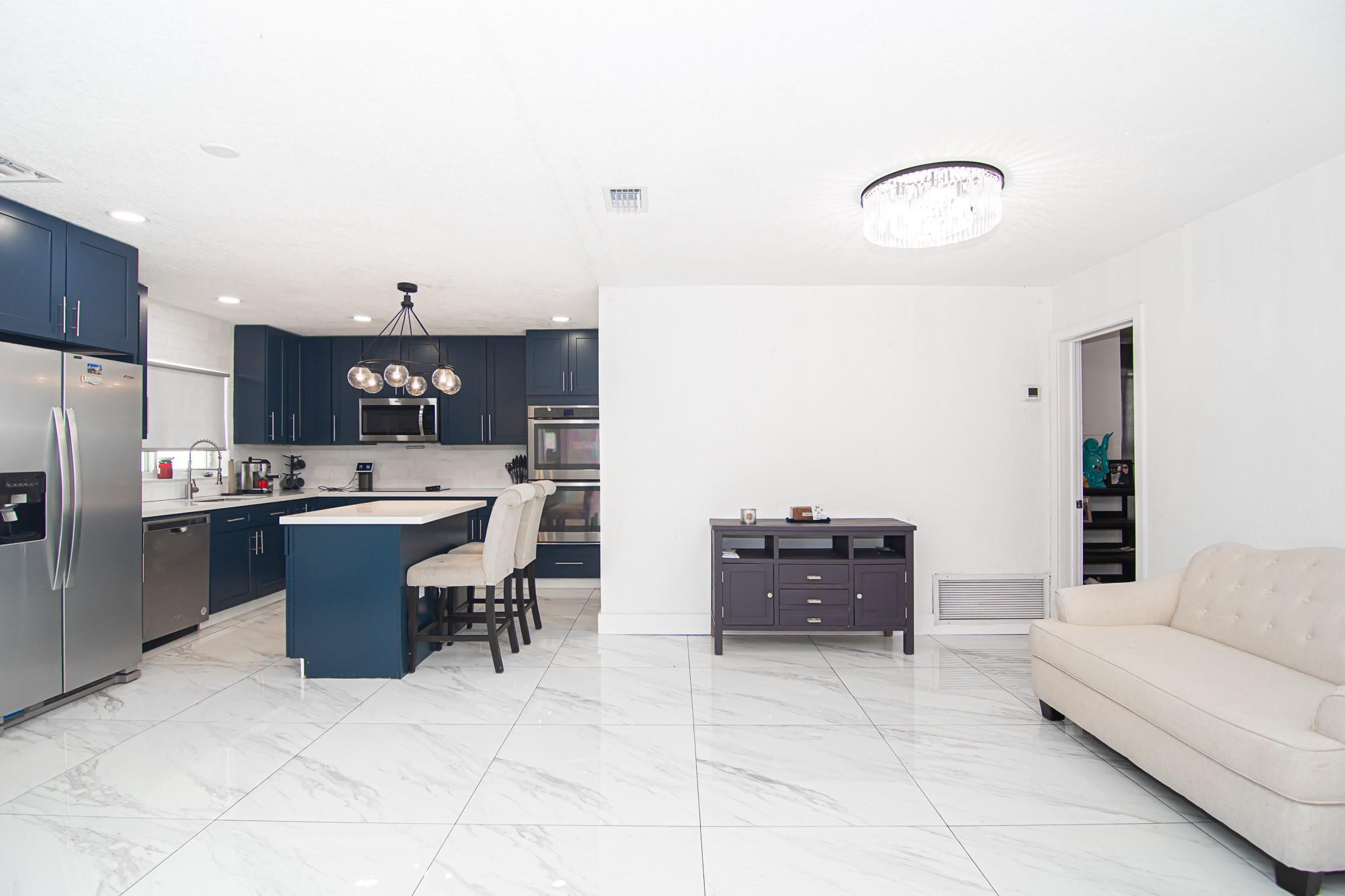 8612 Miramar Boulevard, Miramar