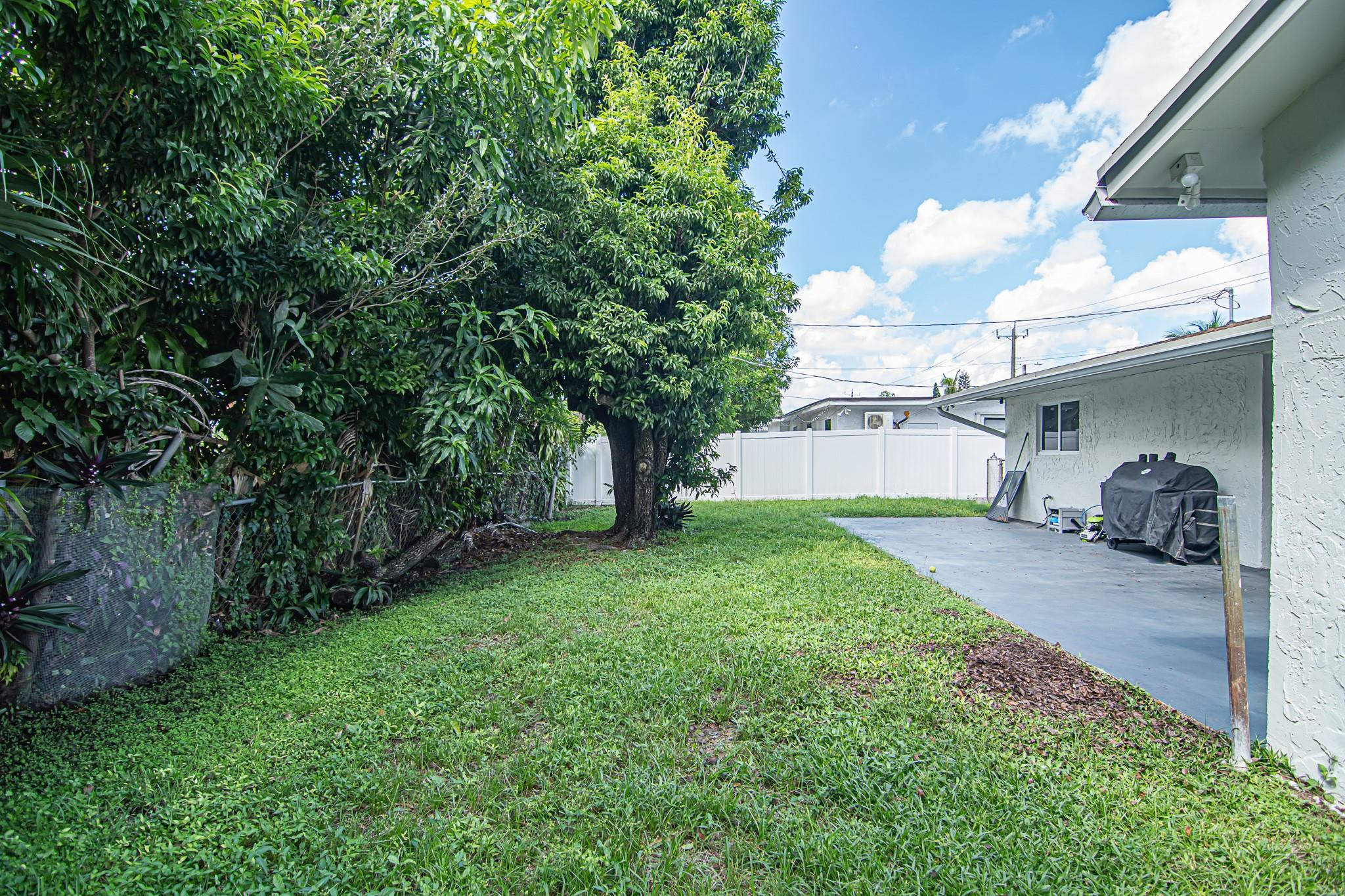 8612 Miramar Boulevard, Miramar