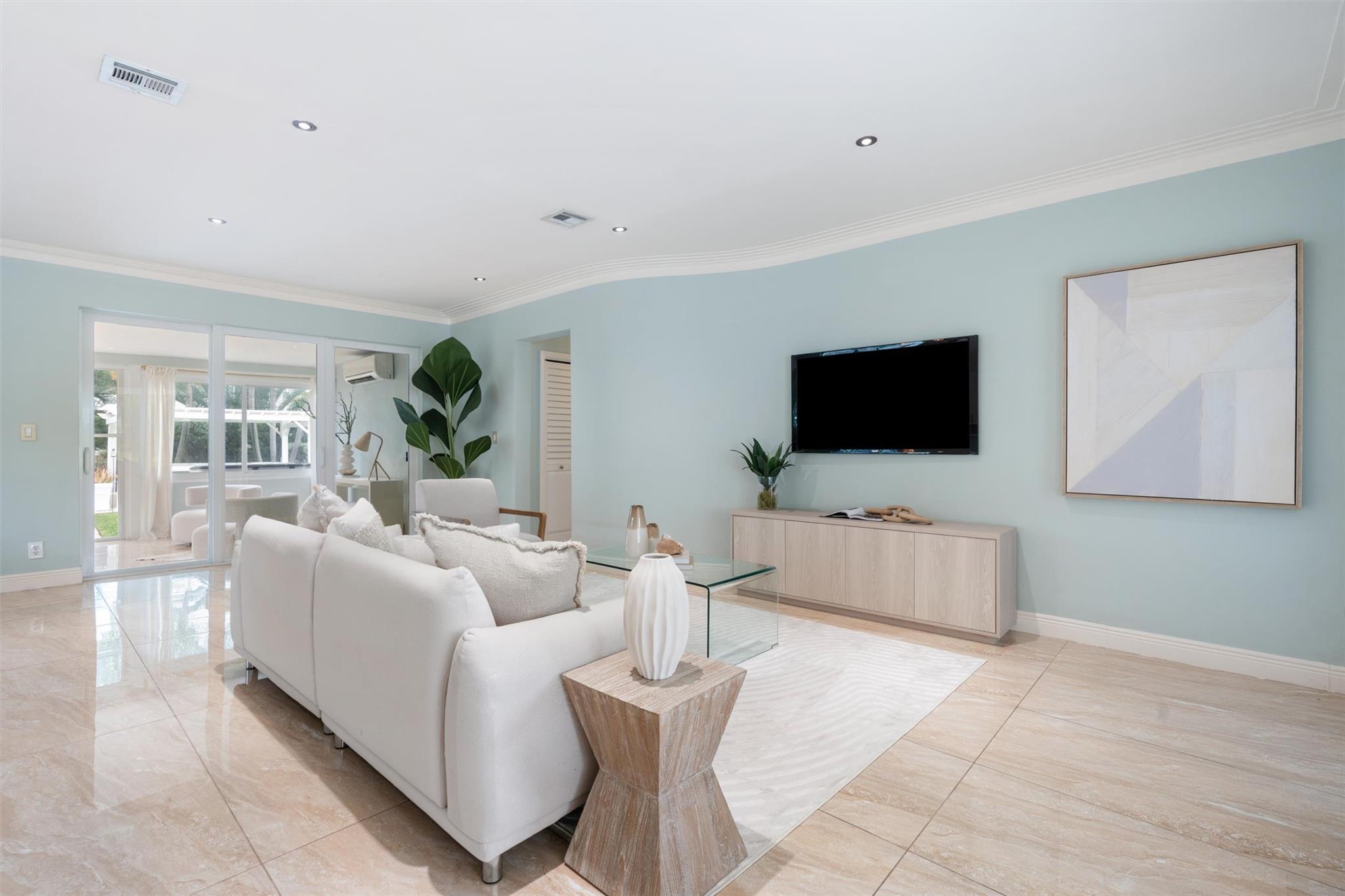 741 Fairway Dr