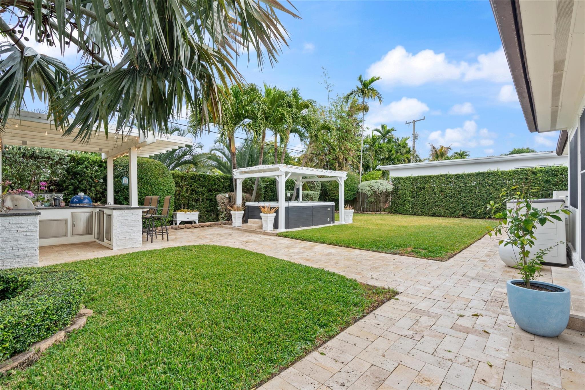 741 Fairway Dr