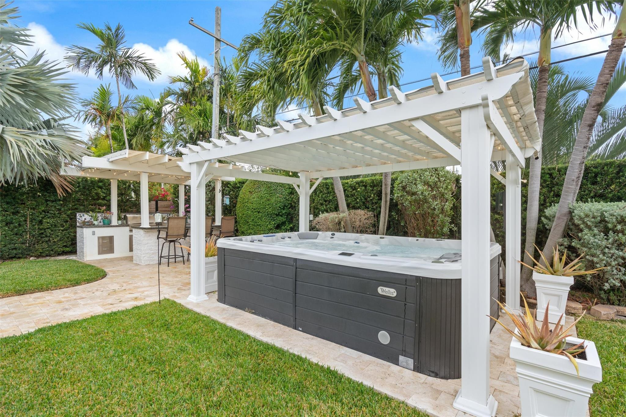 741 Fairway Dr