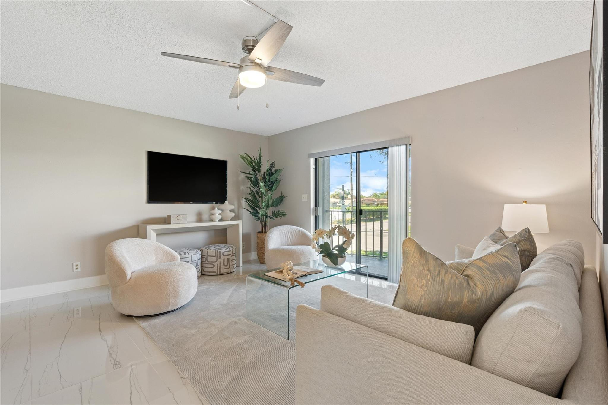 4013 N Ocean Dr 107