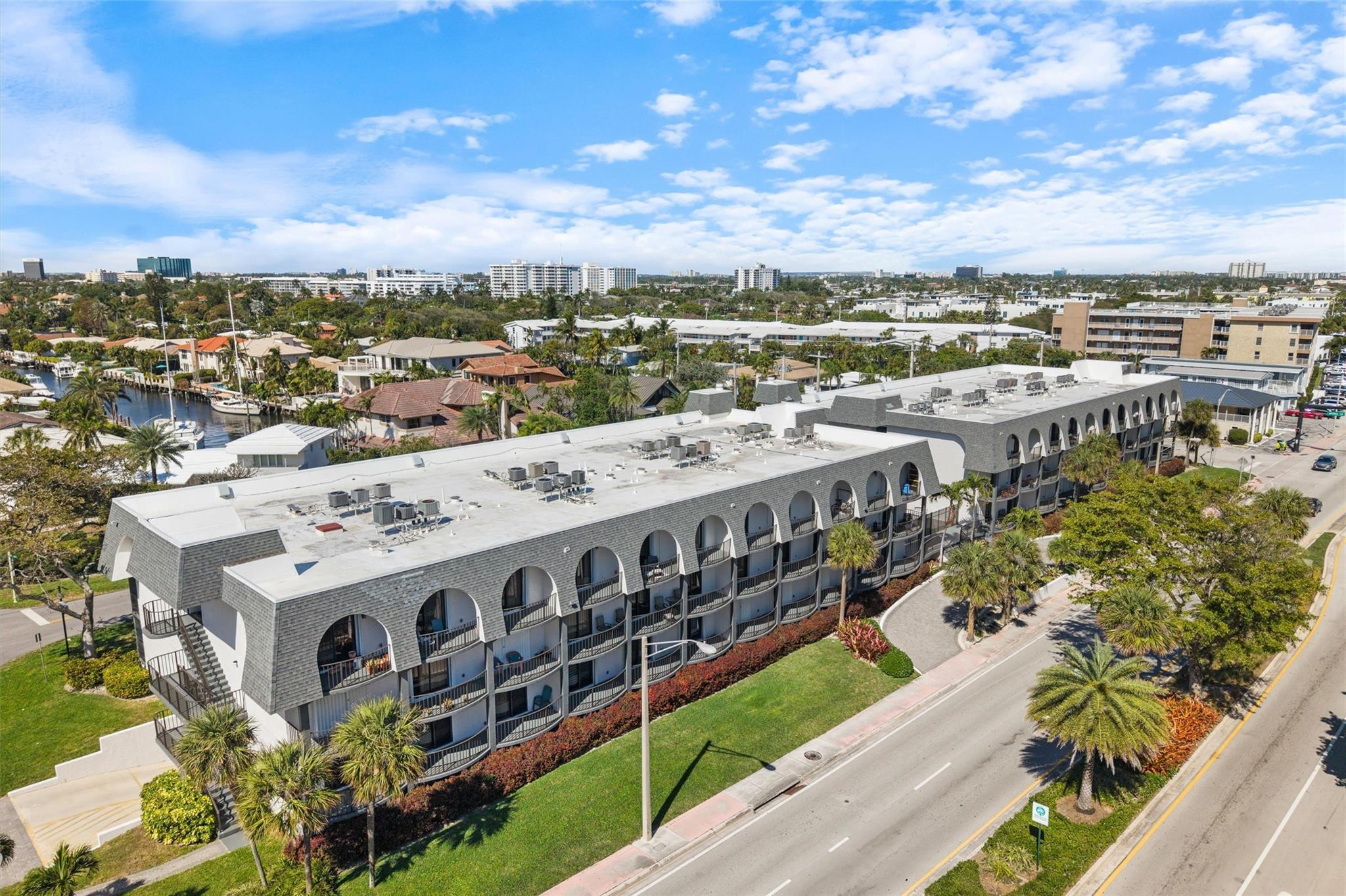 4013 N Ocean Dr 107