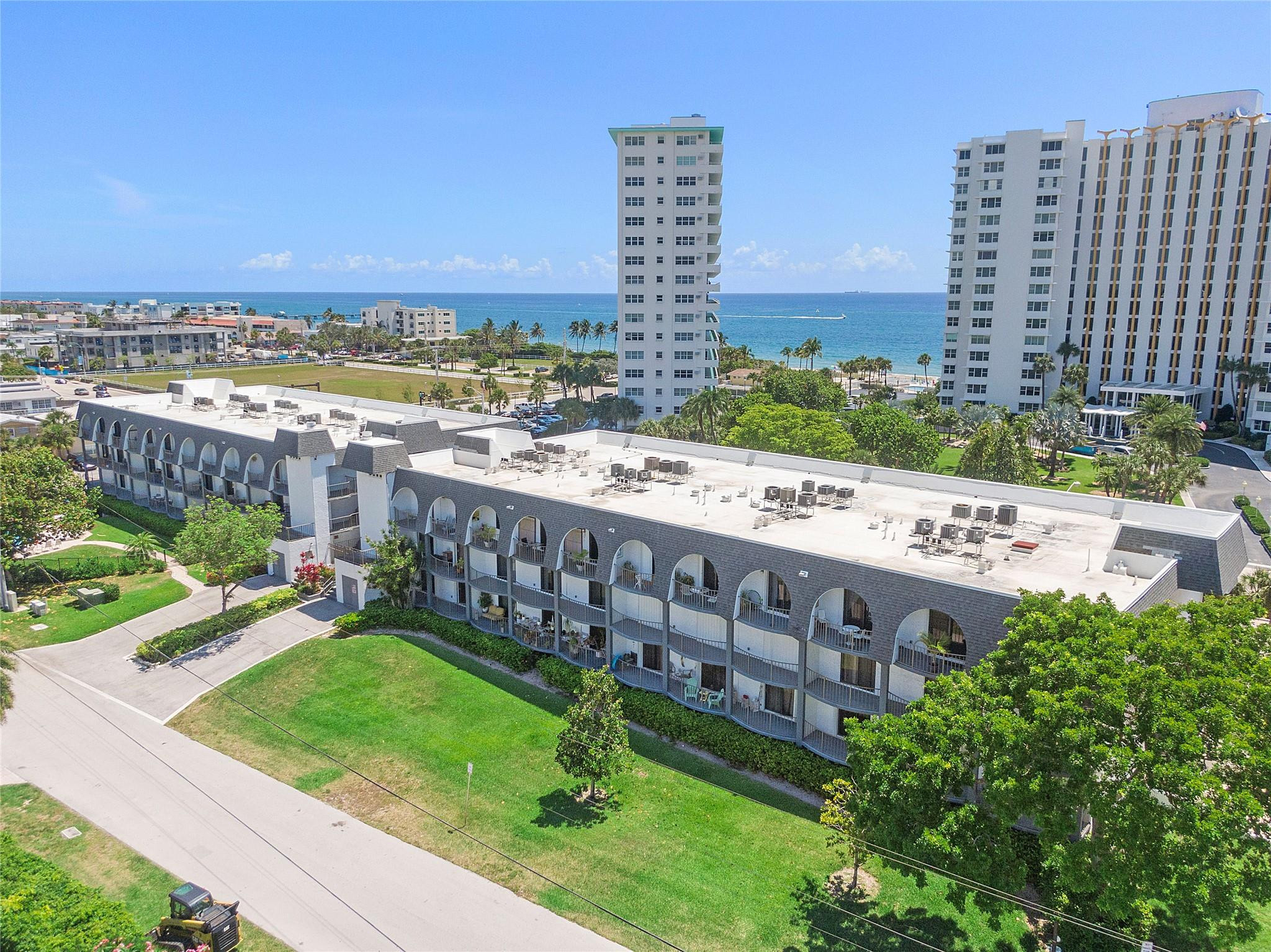 4013 N Ocean Dr 107