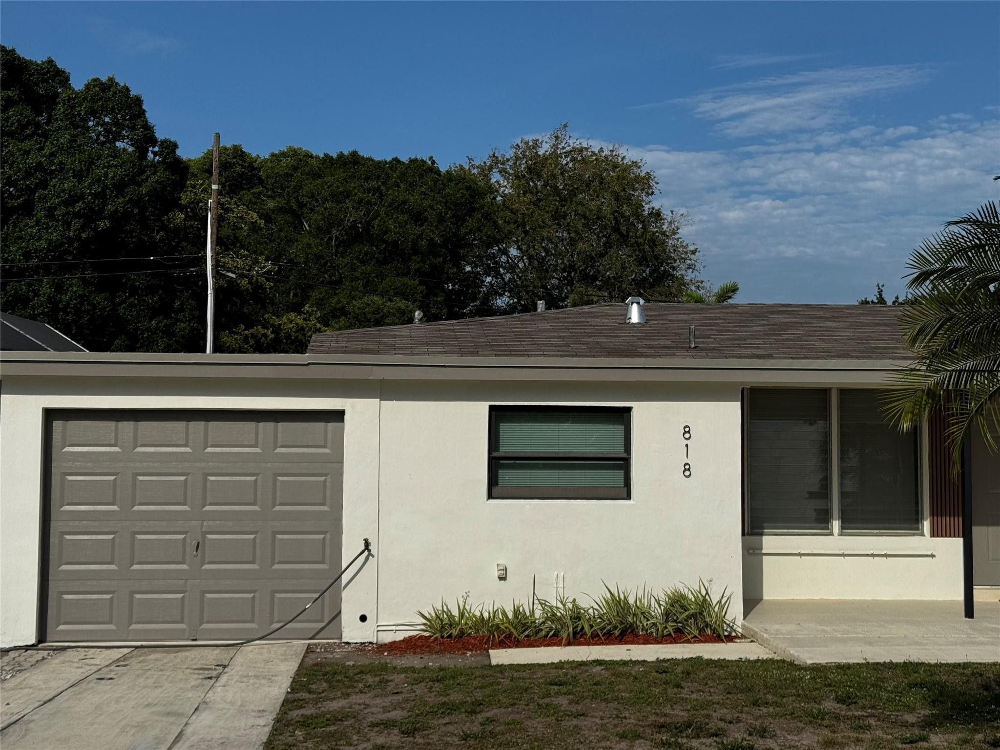 818 Fairway Dr