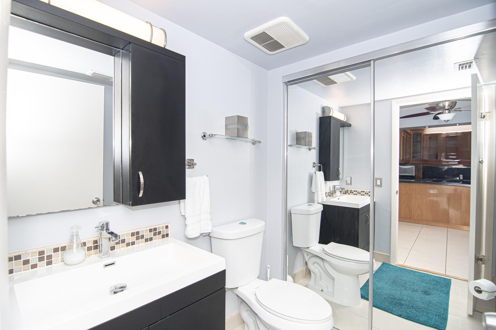 8292 S Coral Cir 8292