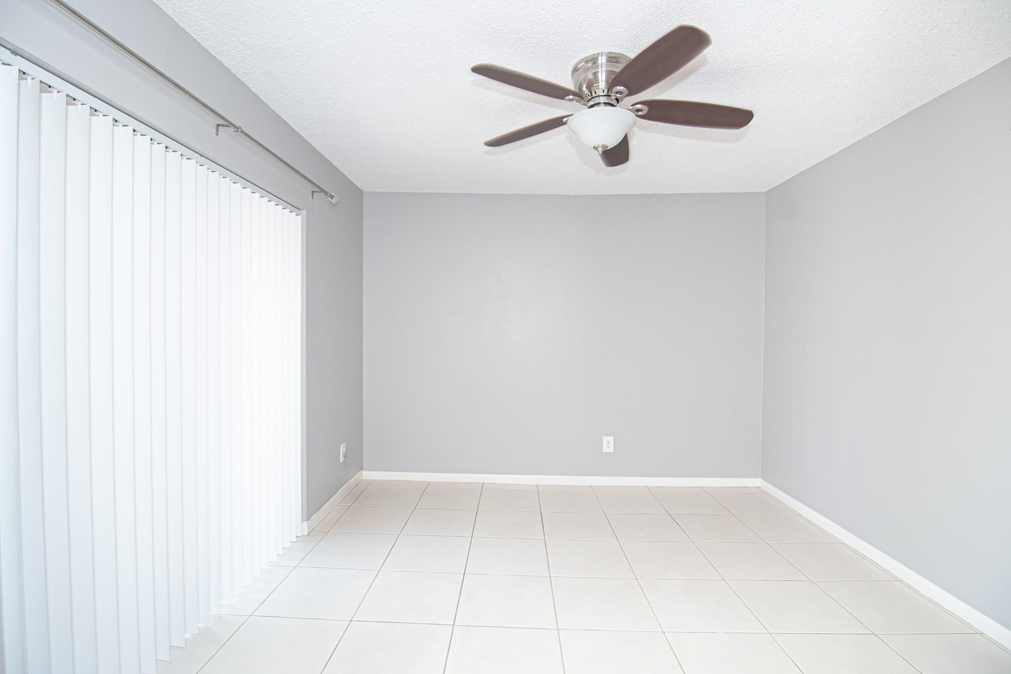 8292 S Coral Cir 8292