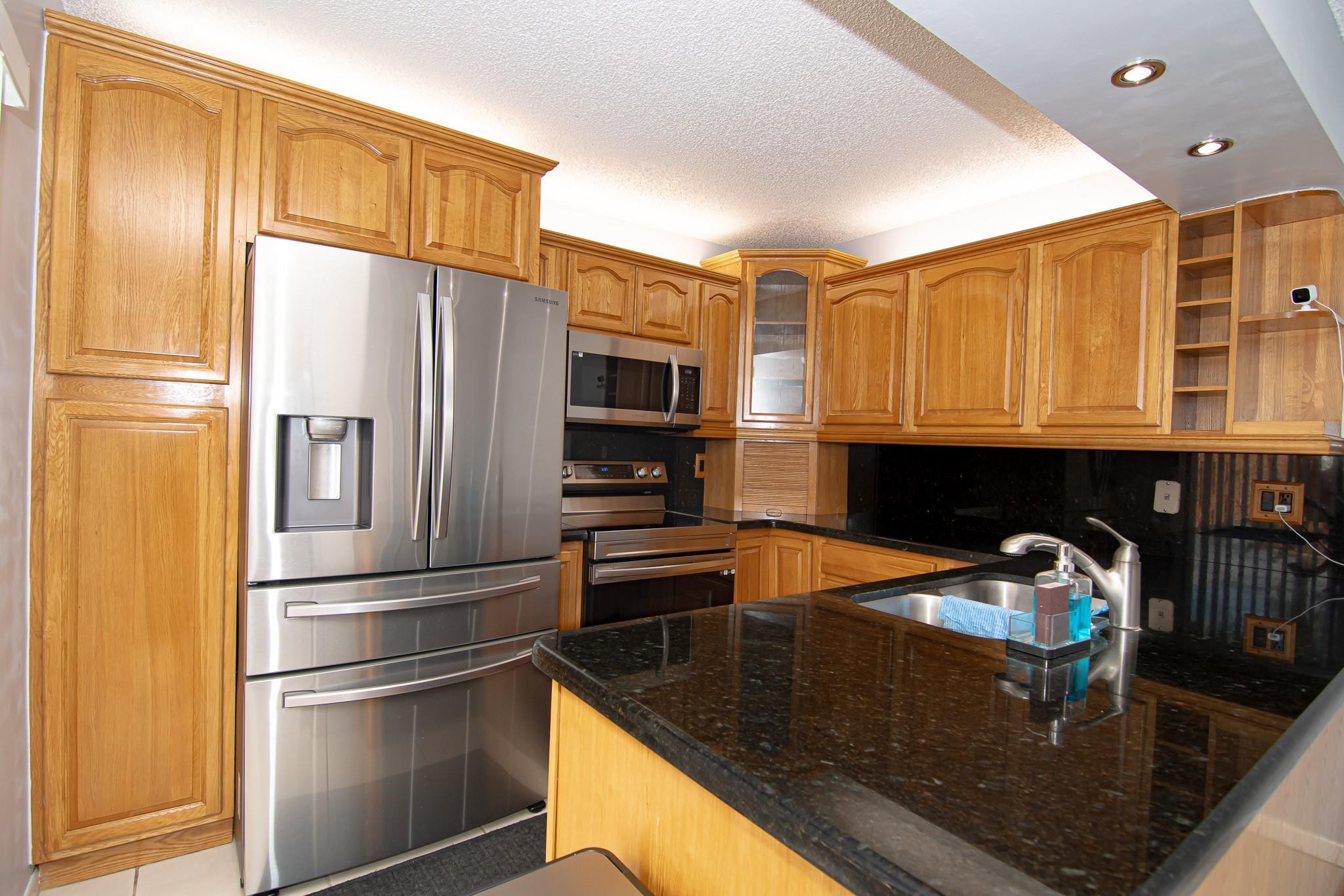 8292 S Coral Cir 8292