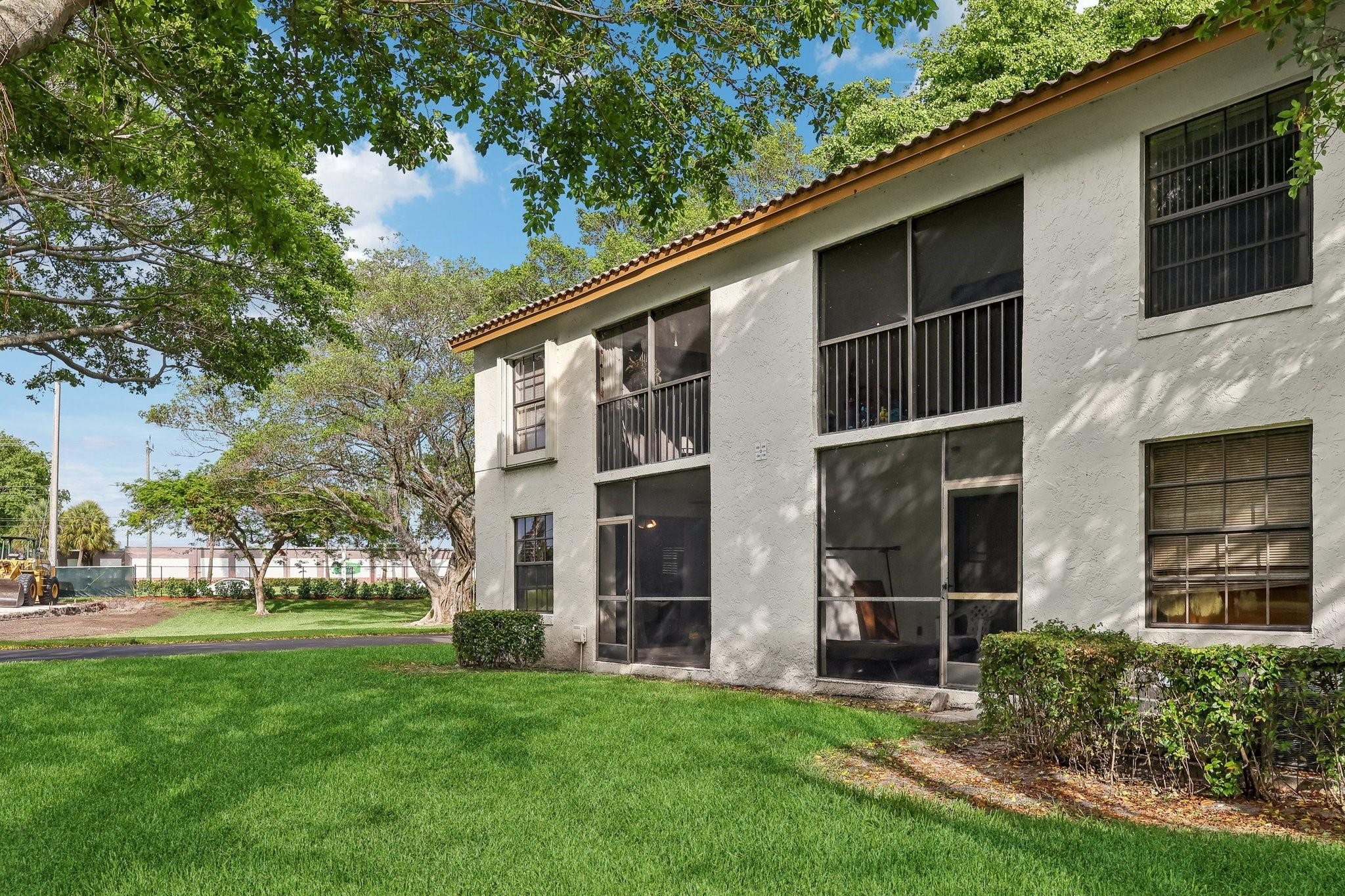 301 Olivewood Pl 0130