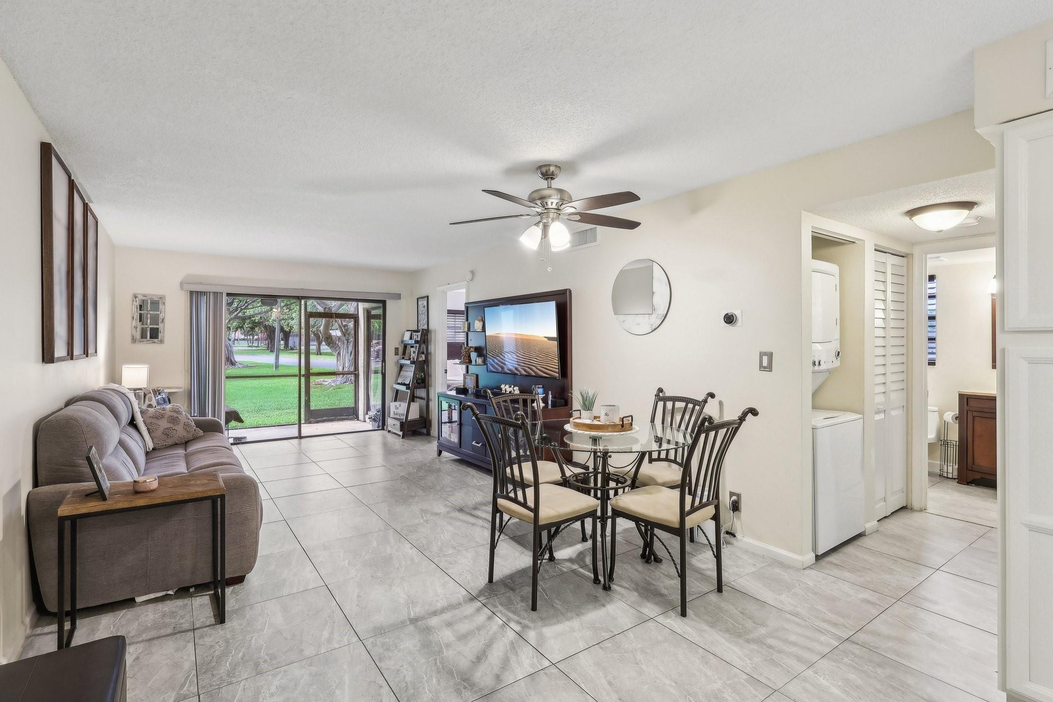 301 Olivewood Pl 0130