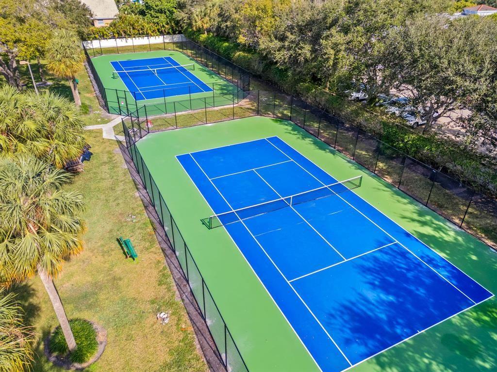 301 Olivewood Pl 0130