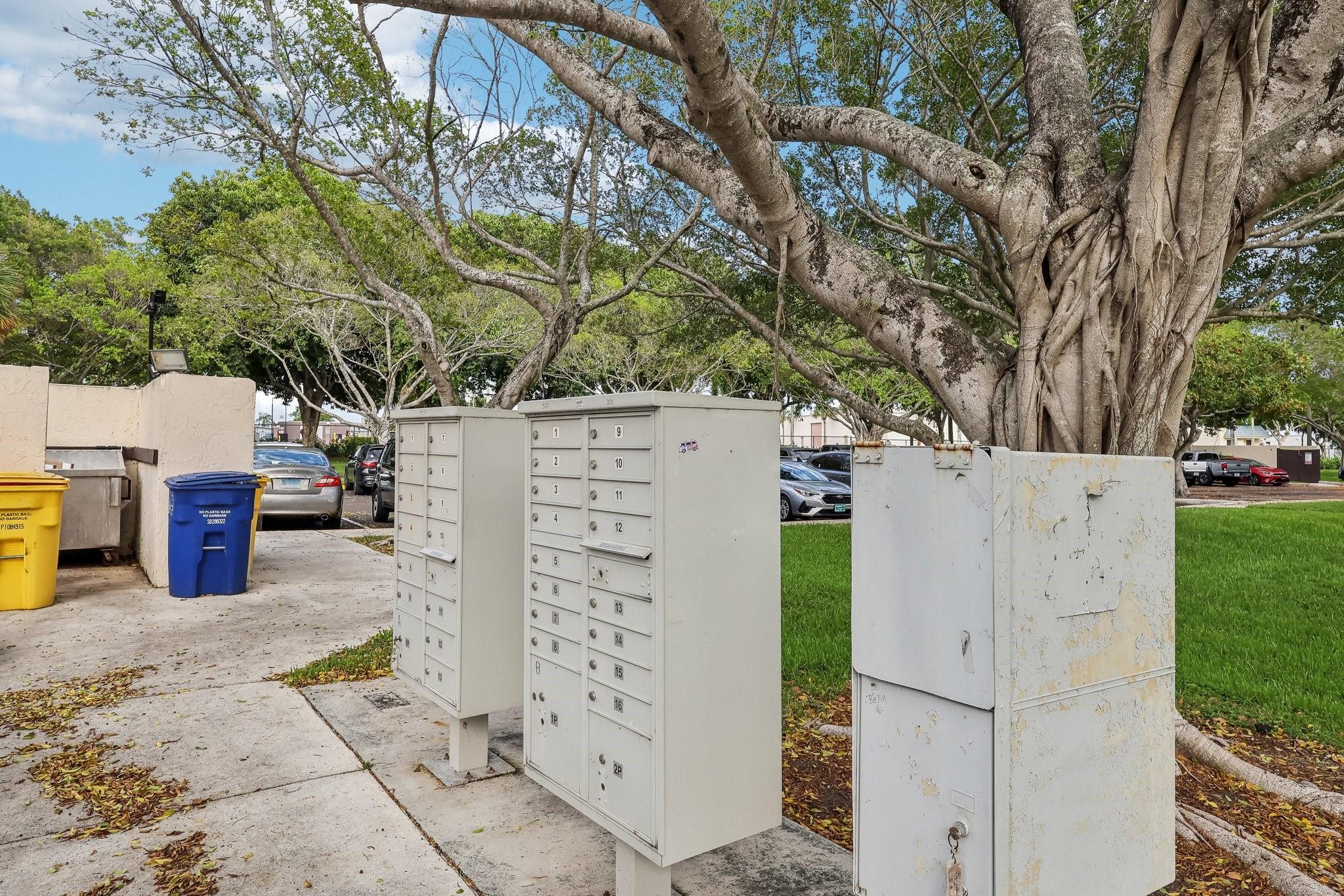 301 Olivewood Pl 0130